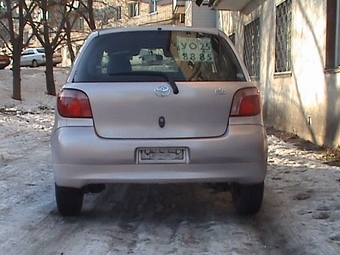 2000 Vitz