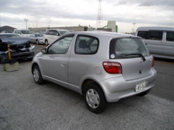 2000 Toyota Vitz