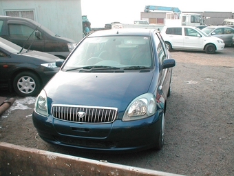 2000 Toyota Vitz