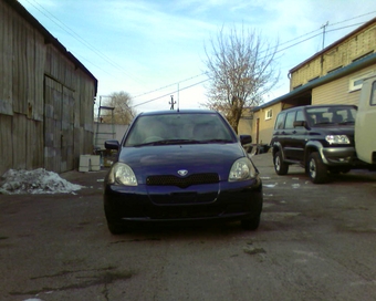 2000 Toyota Vitz