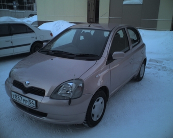 2000 Toyota Vitz