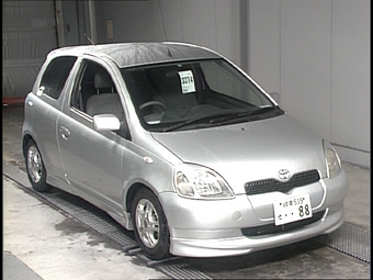 2000 Toyota Vitz