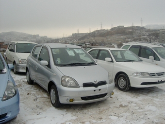 2000 Toyota Vitz