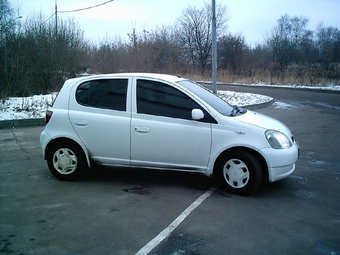 2000 Toyota Vitz