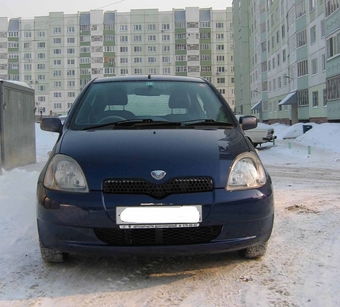 2000 Toyota Vitz