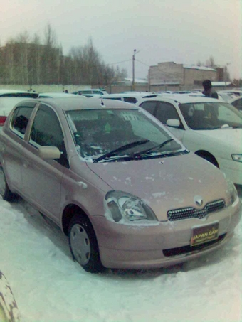 2000 Toyota Vitz