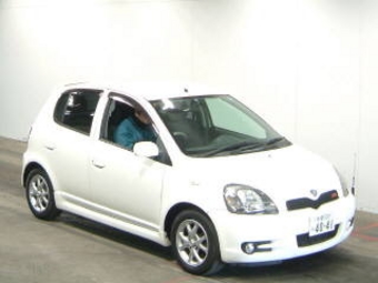 2000 Toyota Vitz