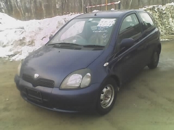 2000 Toyota Vitz