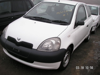 2000 Toyota Vitz