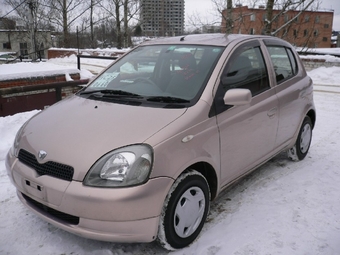 2000 Toyota Vitz