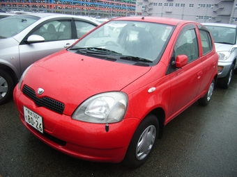 2000 Toyota Vitz