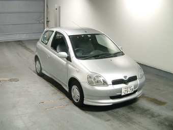 2000 Toyota Vitz