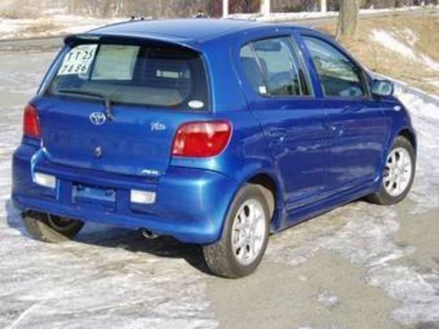 2000 Toyota Vitz