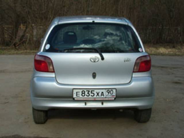 2000 Toyota Vitz