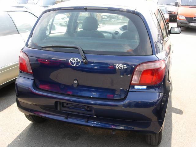 2000 Toyota Vitz