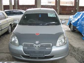 2000 Toyota Vitz