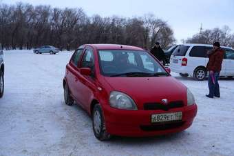 2000 Vitz