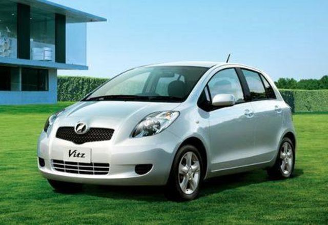 2000 Toyota Vitz