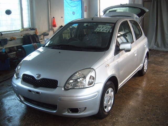 2000 Toyota Vitz