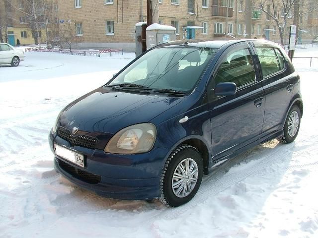 2000 Toyota Vitz