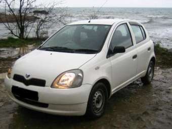 2000 Toyota Vitz