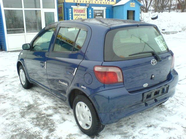 2000 Toyota Vitz