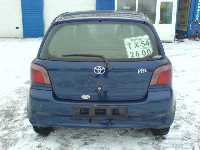 2000 Toyota Vitz