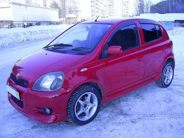 2000 Toyota Vitz