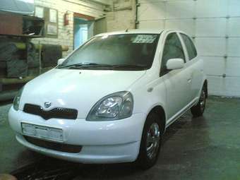 2000 Toyota Vitz