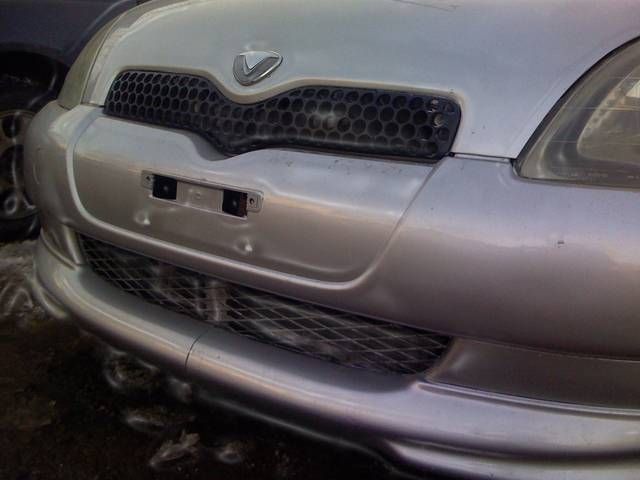 2000 Toyota Vitz