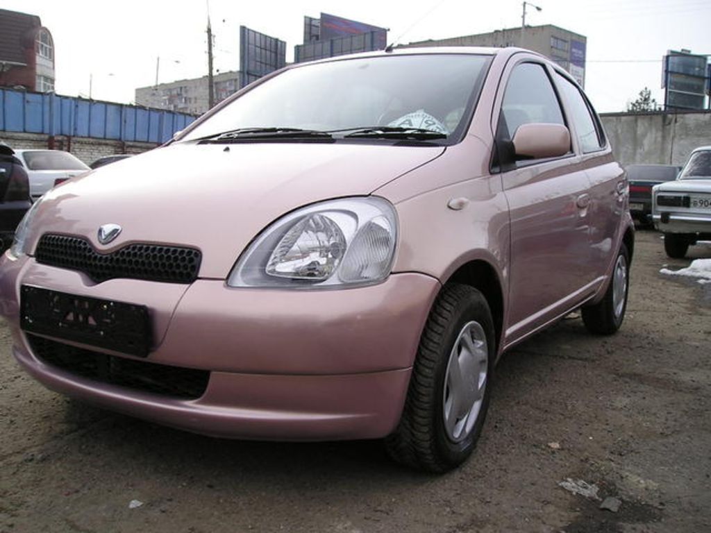 2000 Toyota Vitz