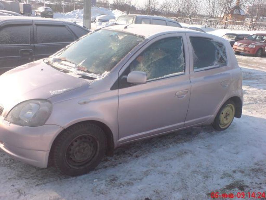 2000 Toyota Vitz