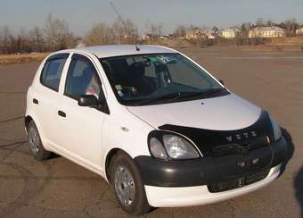 2000 Toyota Vitz