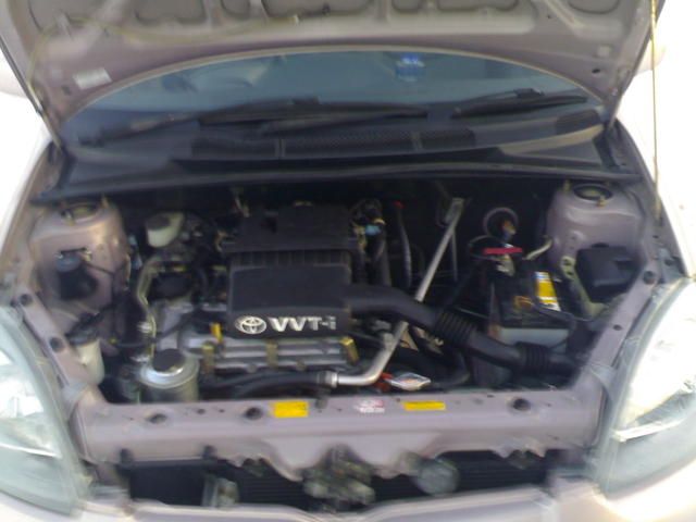 2000 Toyota Vitz