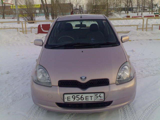 2000 Toyota Vitz