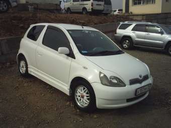 2000 Toyota Vitz