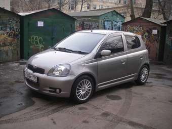 2000 Toyota Vitz