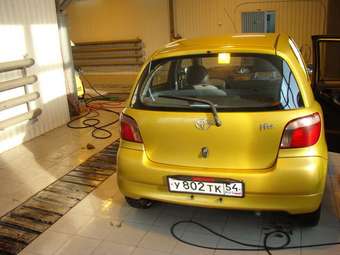 2000 Toyota Vitz