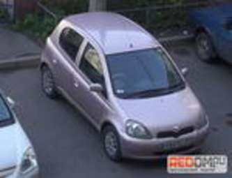 2000 Toyota Vitz