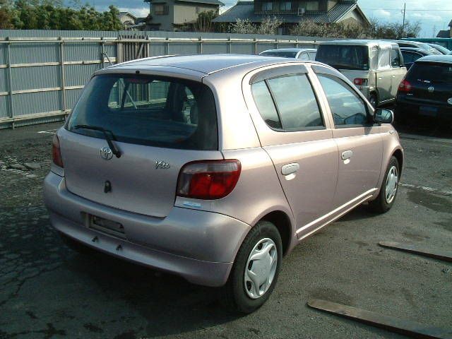 2000 Toyota Vitz