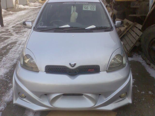 2000 Toyota Vitz