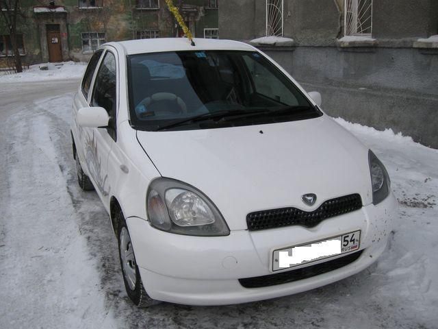 2000 Toyota Vitz