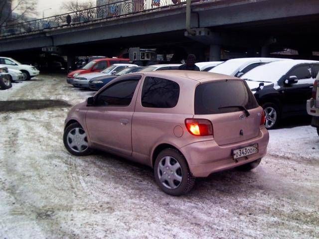 2000 Toyota Vitz