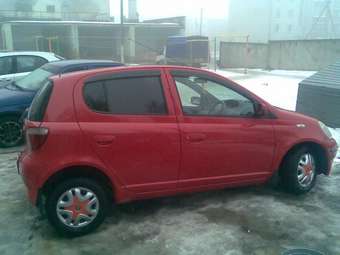 2000 Toyota Vitz