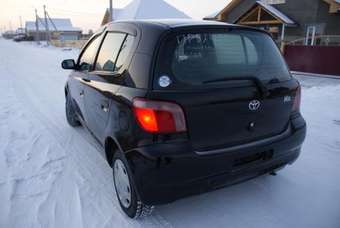 2000 Vitz