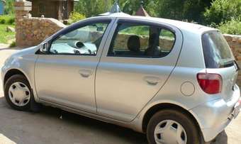 2000 Toyota Vitz