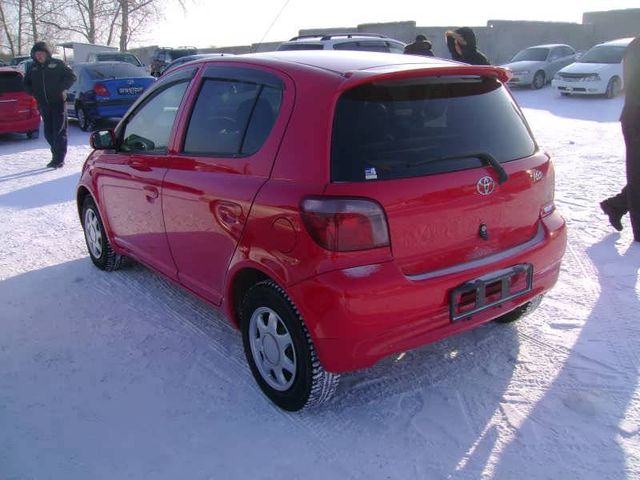 2000 Toyota Vitz