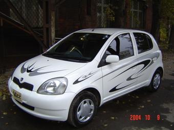 2000 Toyota Vitz