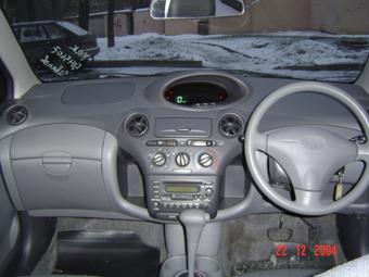 2000 Toyota Vitz