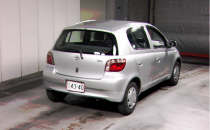 2000 Toyota Vitz Pictures